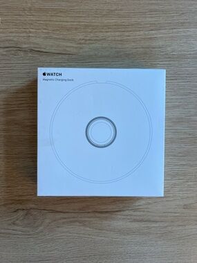 Apple Magnetic Charging Dock - White